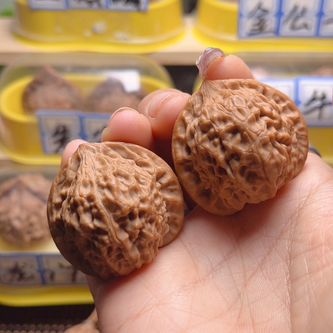 文玩核桃把件龙公子