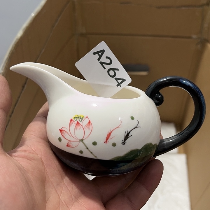 茶具默认微瑕瓷器、茶具、壶、摆件，介意勿拍 