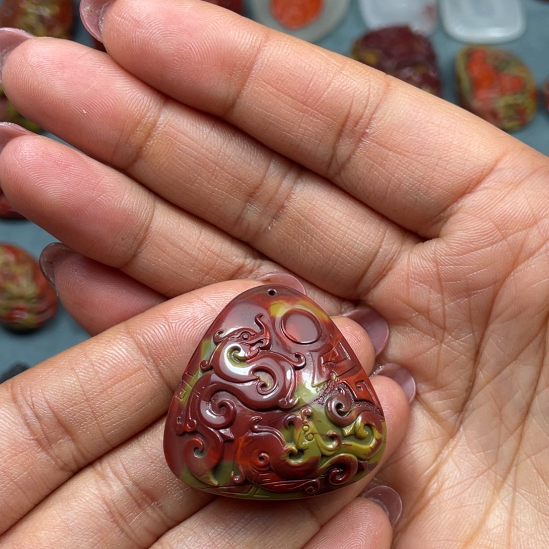 南红玛瑙未镶嵌吊坠