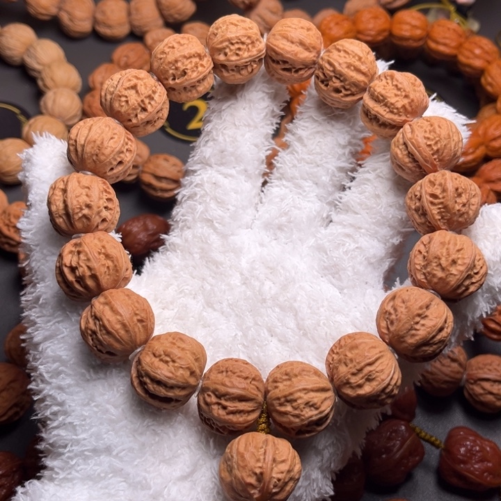 悠***闲文玩核桃手串粗筋八棱