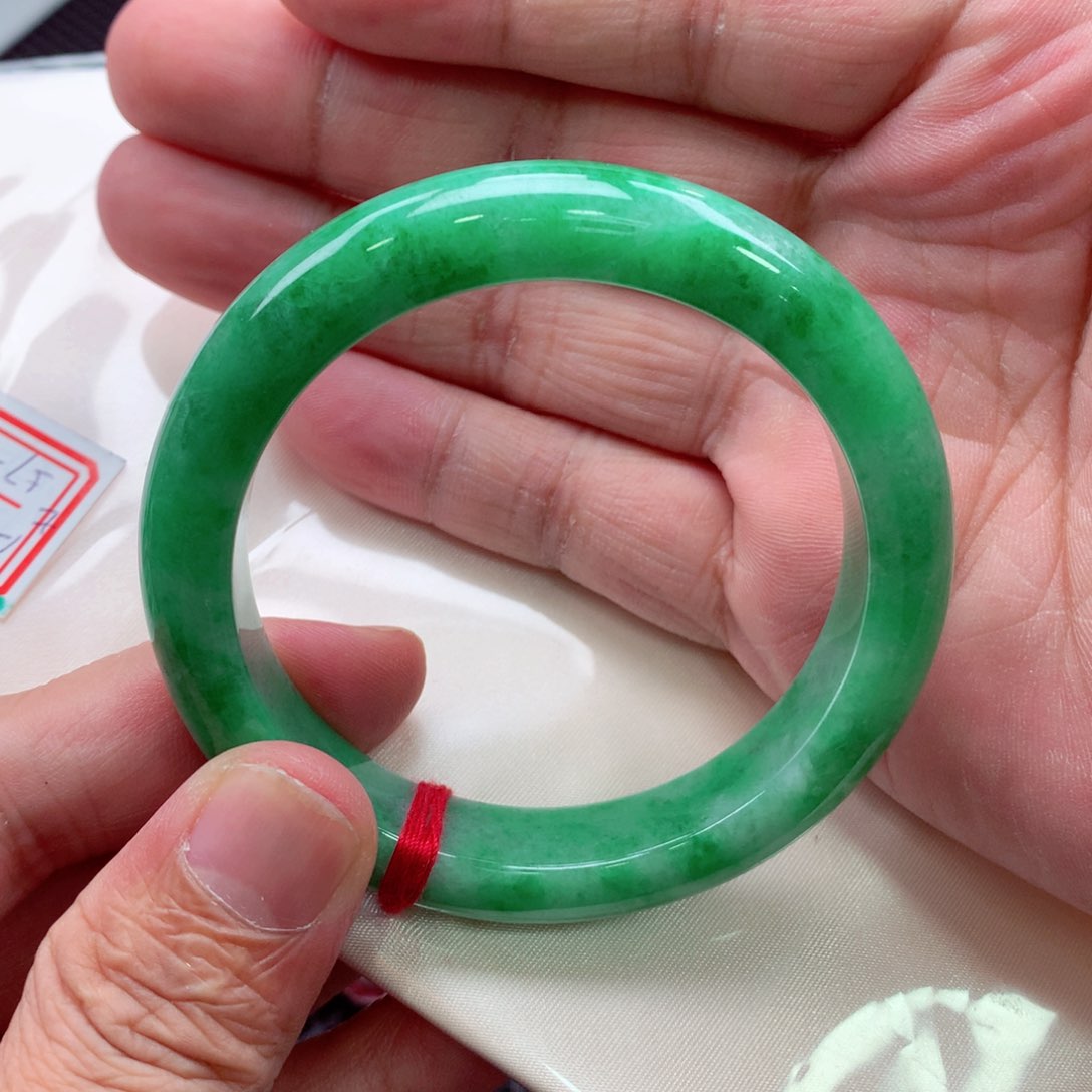 未镶嵌手镯翡翠翡翠
