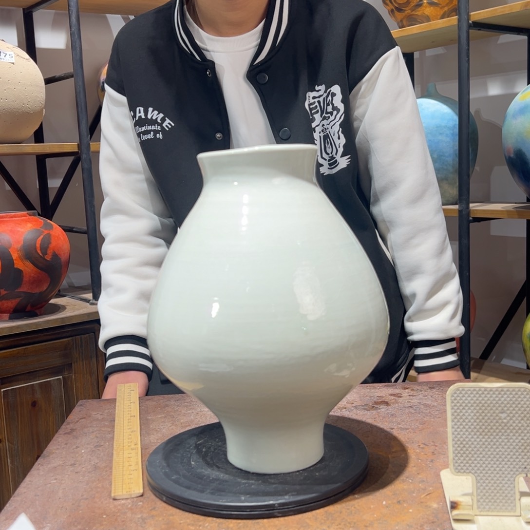 摆件陶瓷花瓶高28口8