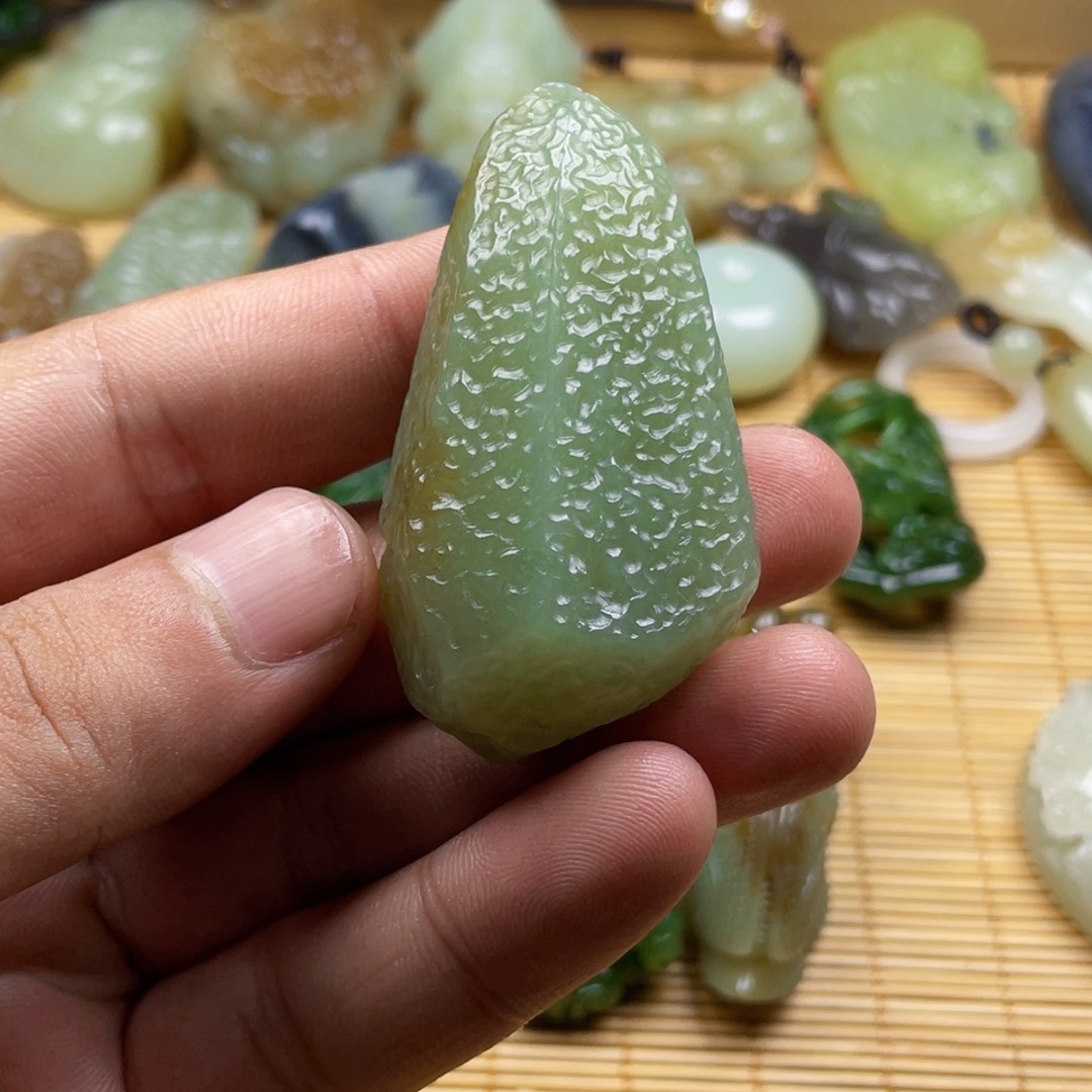 只***夕和田玉未镶嵌挂件