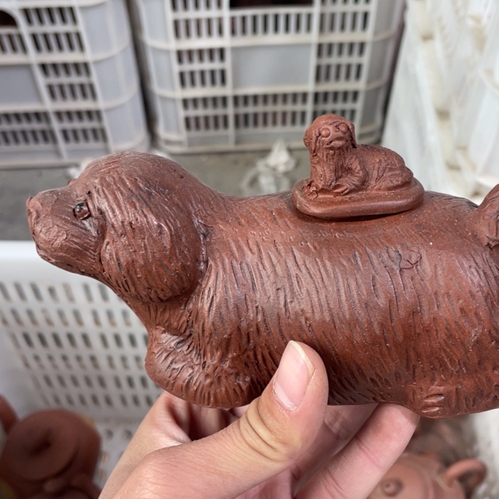 紫砂茶壶老厂紫砂壶一件。