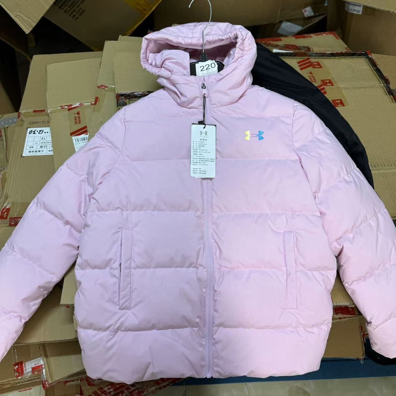 【唯品衣仓】安德玛 粉色 童装羽绒服 234206552