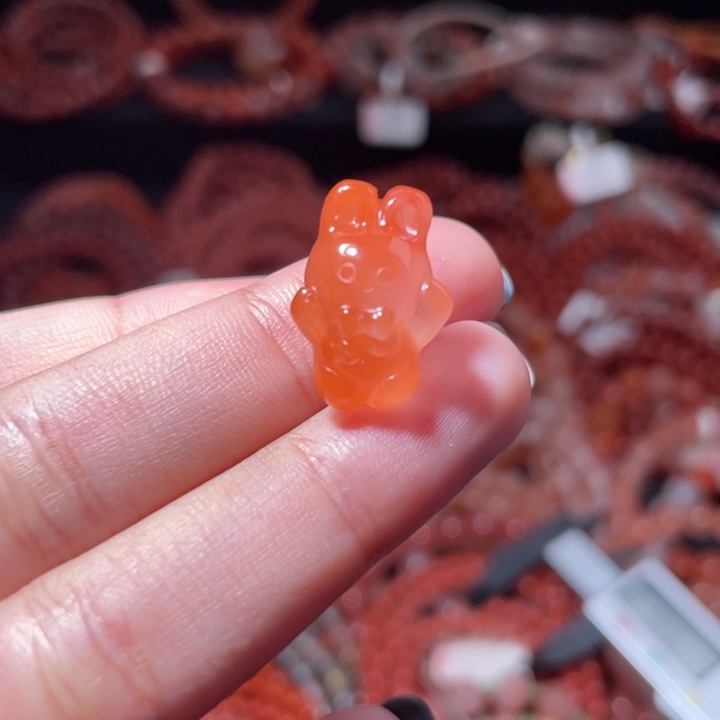 南红玛瑙未镶嵌兔子2044打孔备注