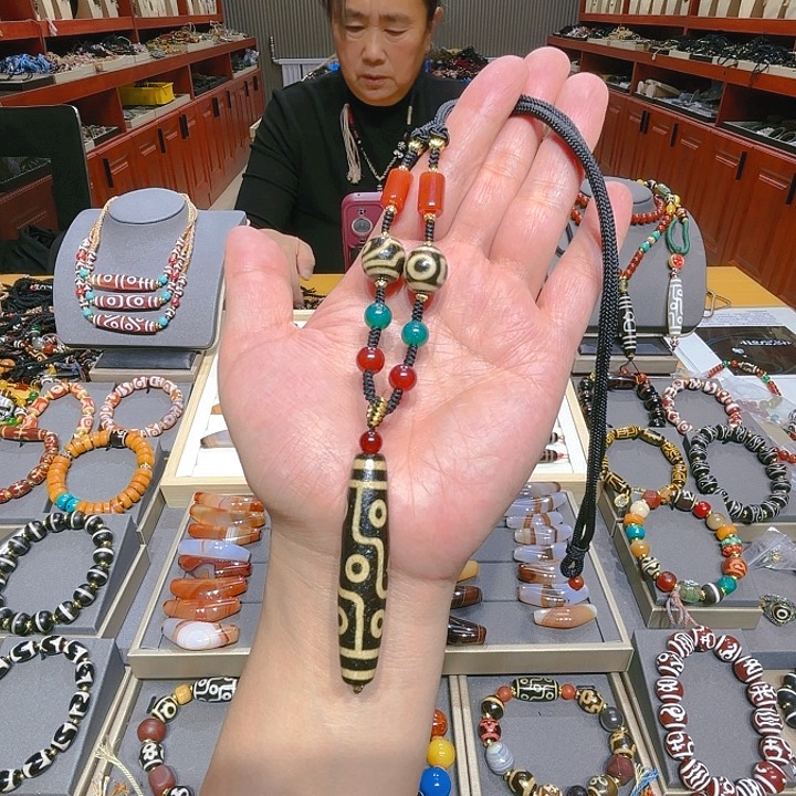 未镶嵌玛瑙/玉髓珠宝奇石