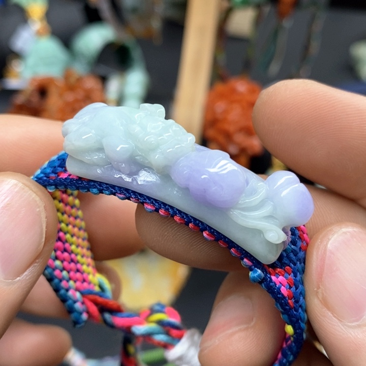 翡翠未镶嵌颈饰手链