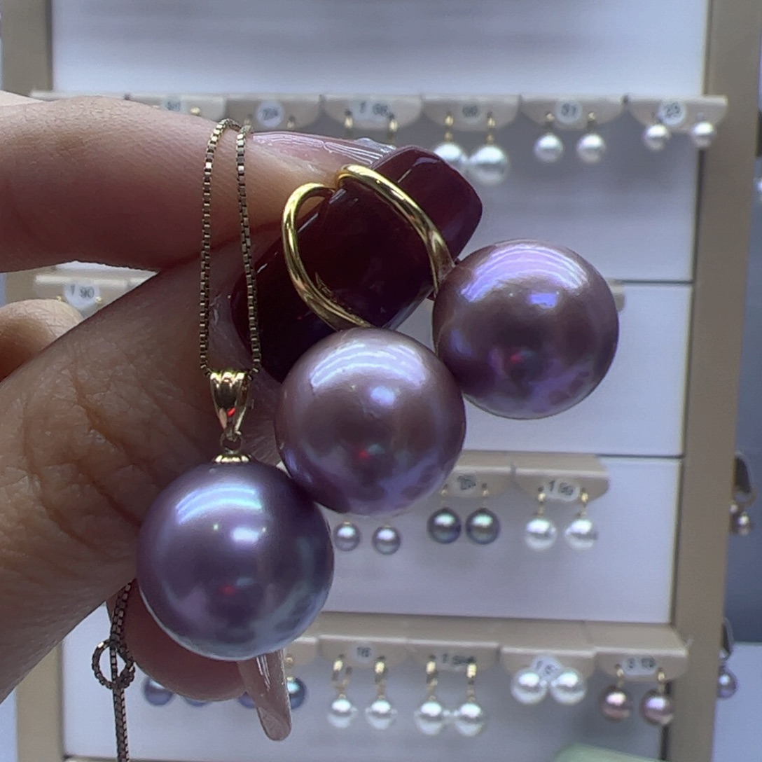 淡水珍珠吊坠(赠链)18K金镶嵌