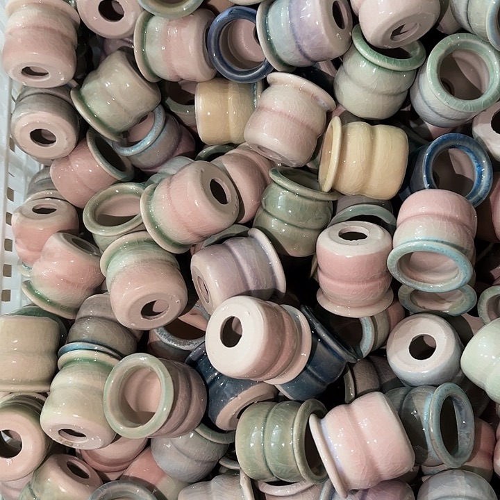 红陶发12，非完美，介意慎拍。