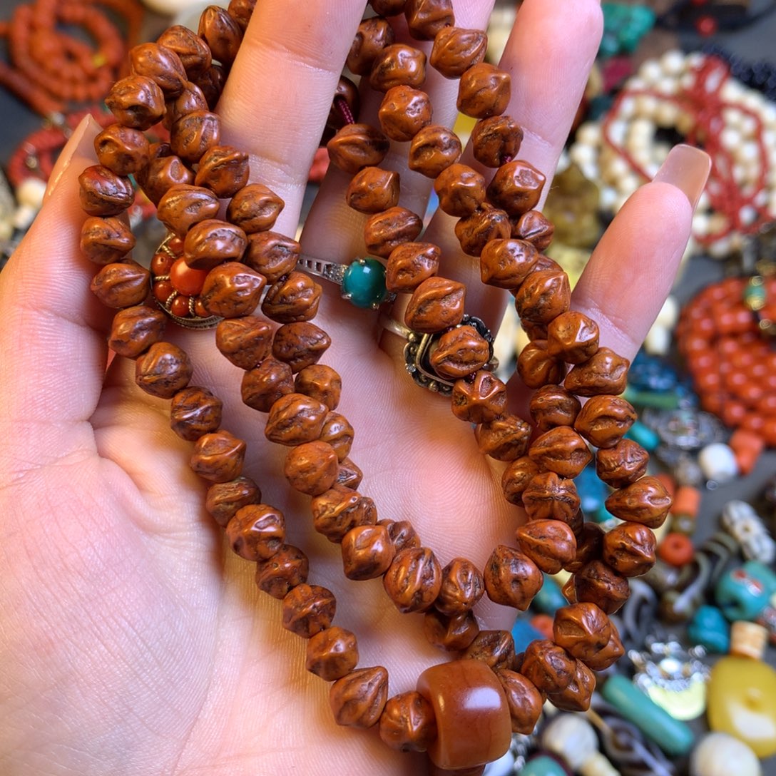 吊坠柏香籽/百香籽………………………