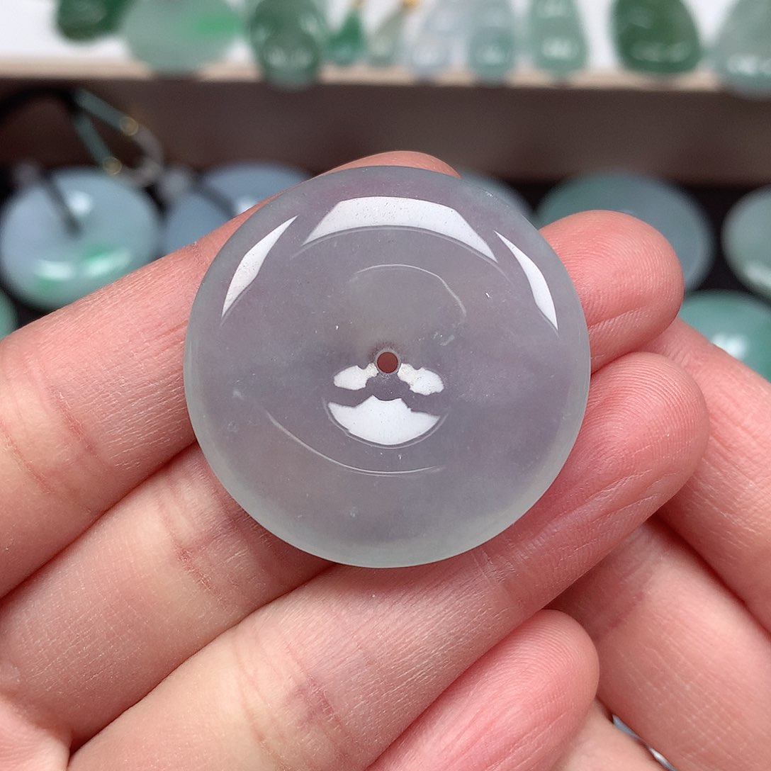 翡翠颈饰未镶嵌平安扣A