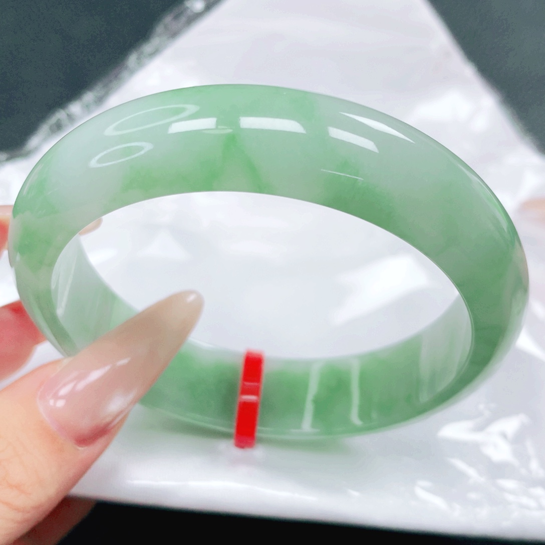 翡翠未镶嵌手镯58