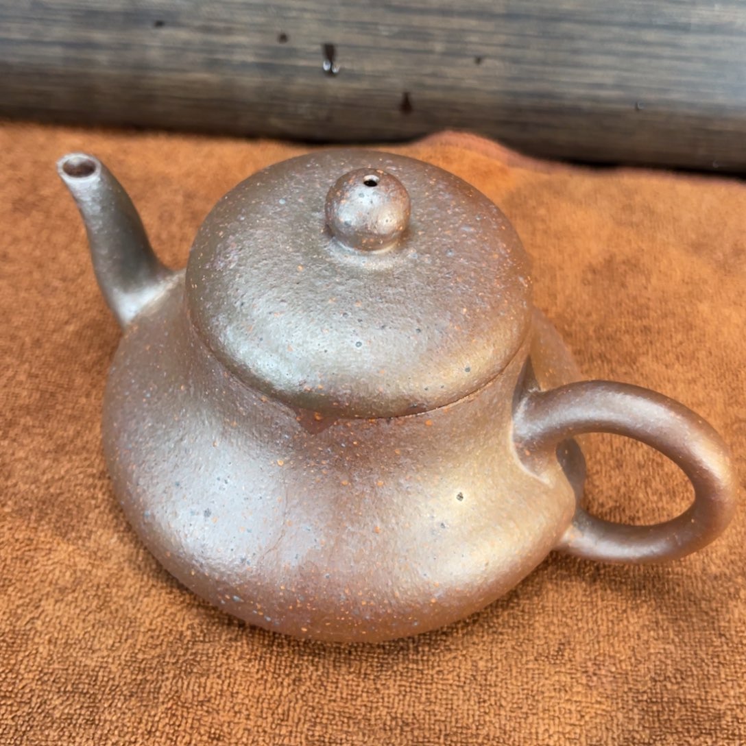 大***洋茶壶紫砂高端150cc粗砂君德