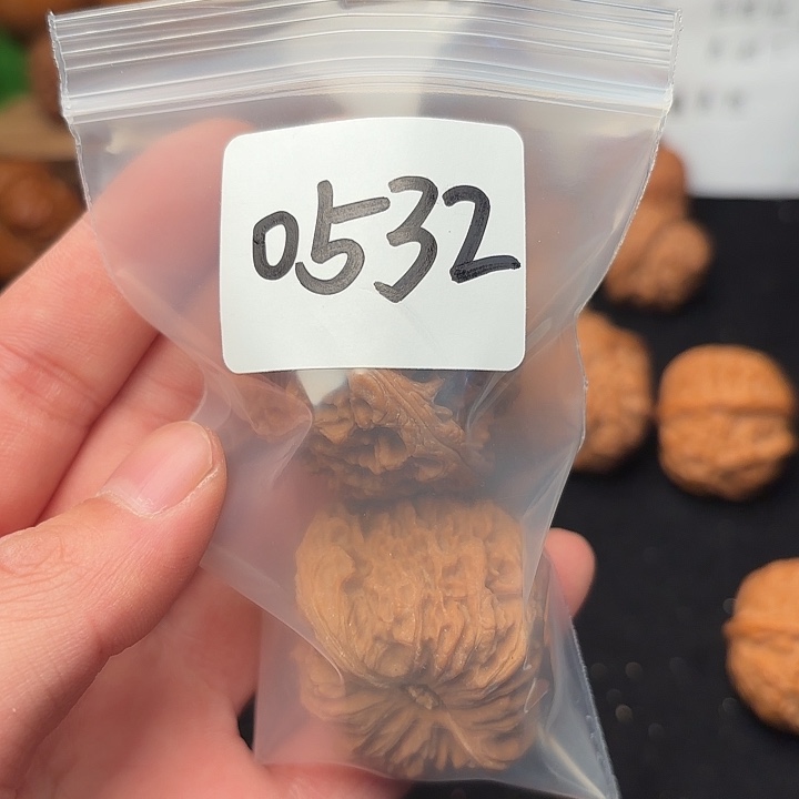 N***I文玩核桃吊坠42 尺  南疆石  0532