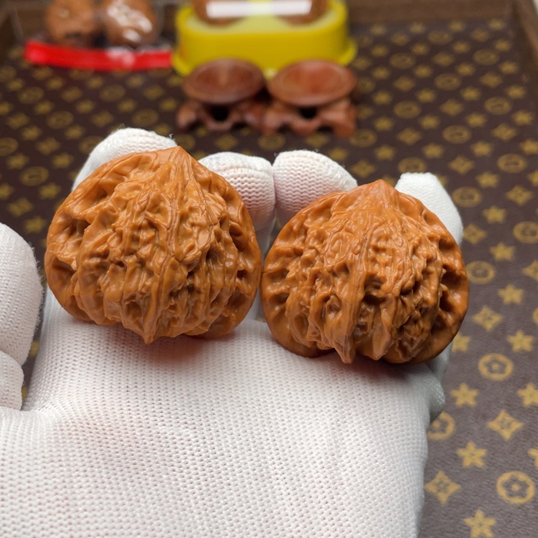 核桃文玩核桃野生灯笼