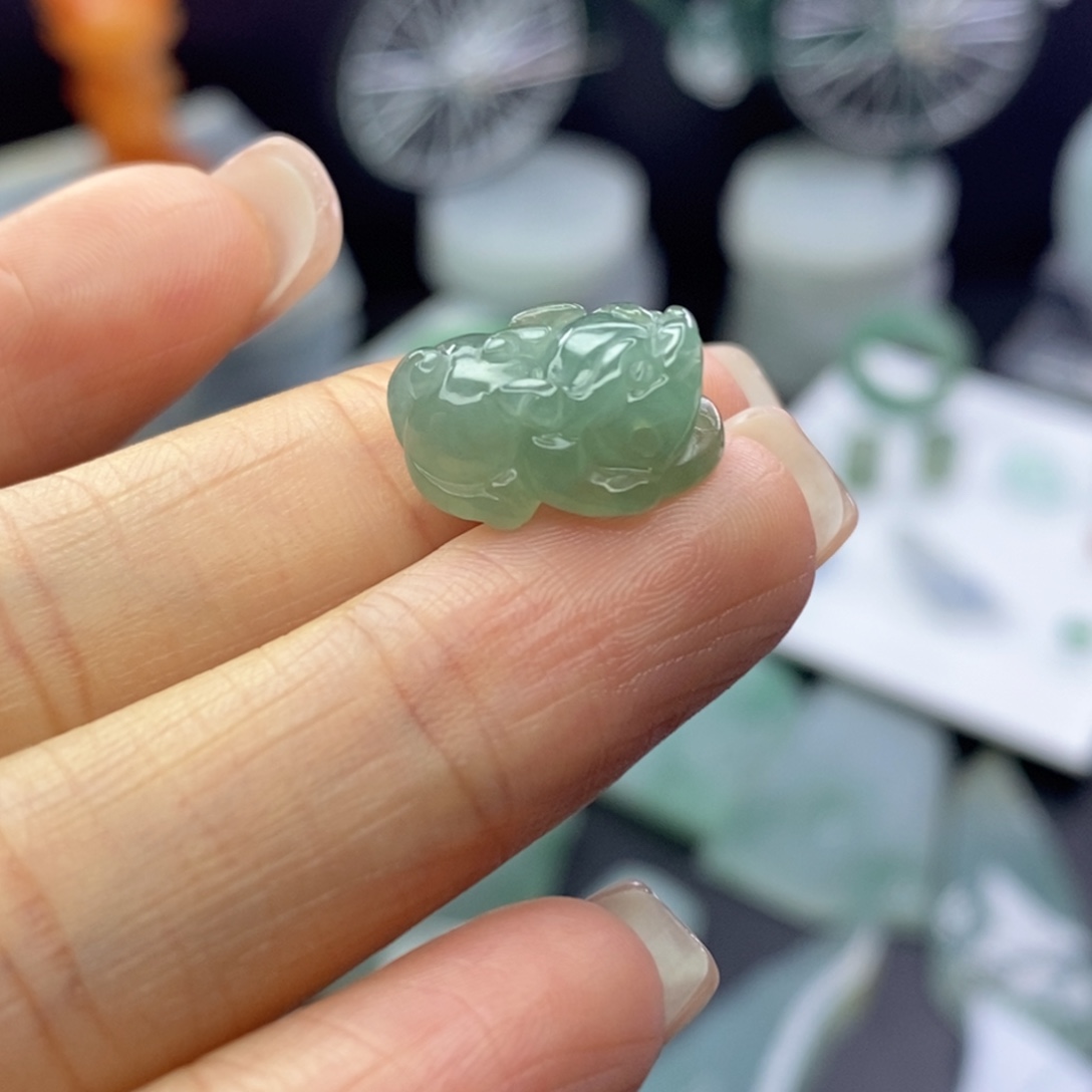 定制翡翠未镶嵌裸石