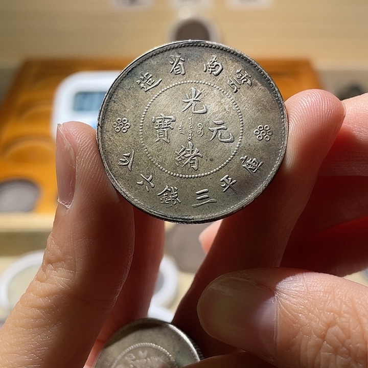 马***功纯银现代风格工艺品