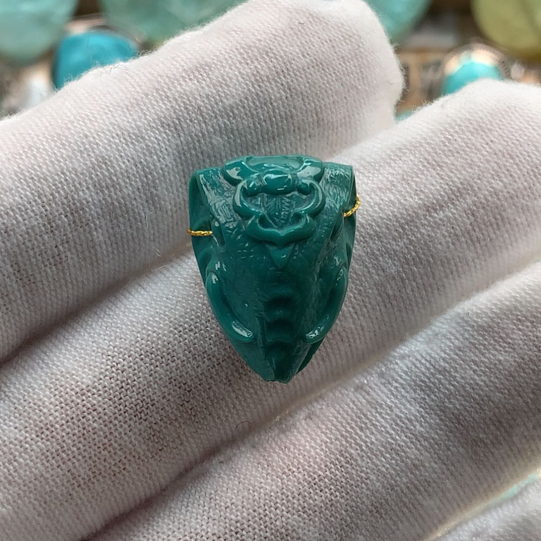 绿松石原矿绿松石未镶嵌