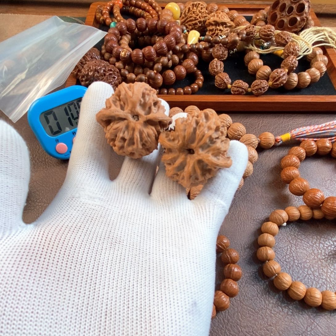 猴头核桃吊坠戚**变41苹果