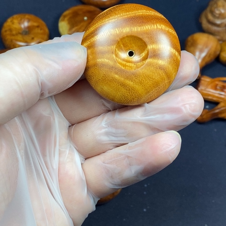 龙***阁木质非金属火琉璃平安扣子