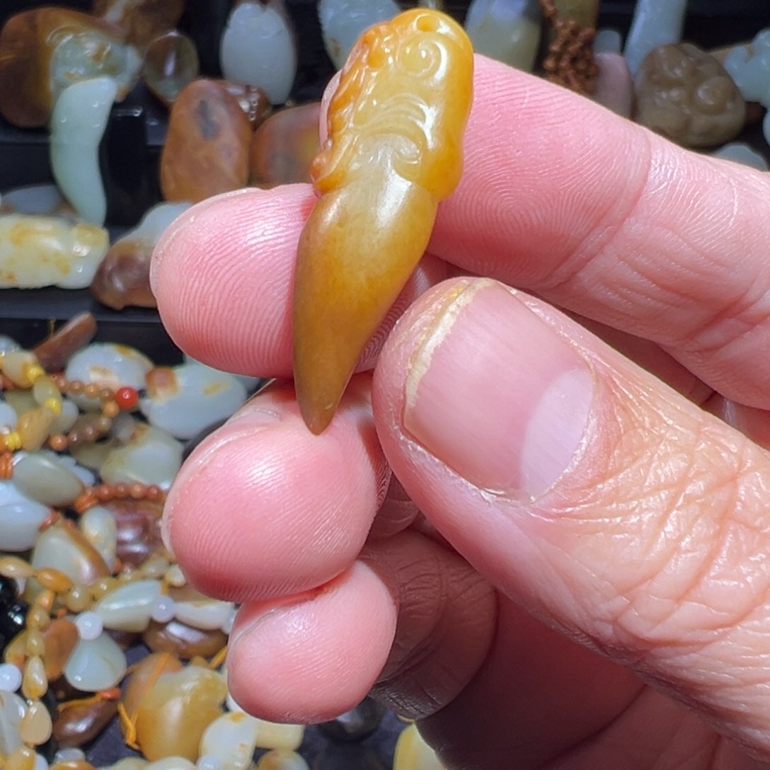 和田玉吊坠(不含链)未镶嵌七**，