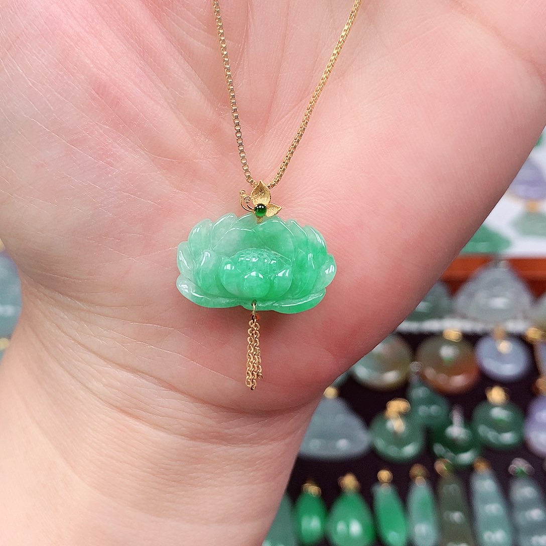 翡翠颈饰18K金镶嵌天然翡翠A货