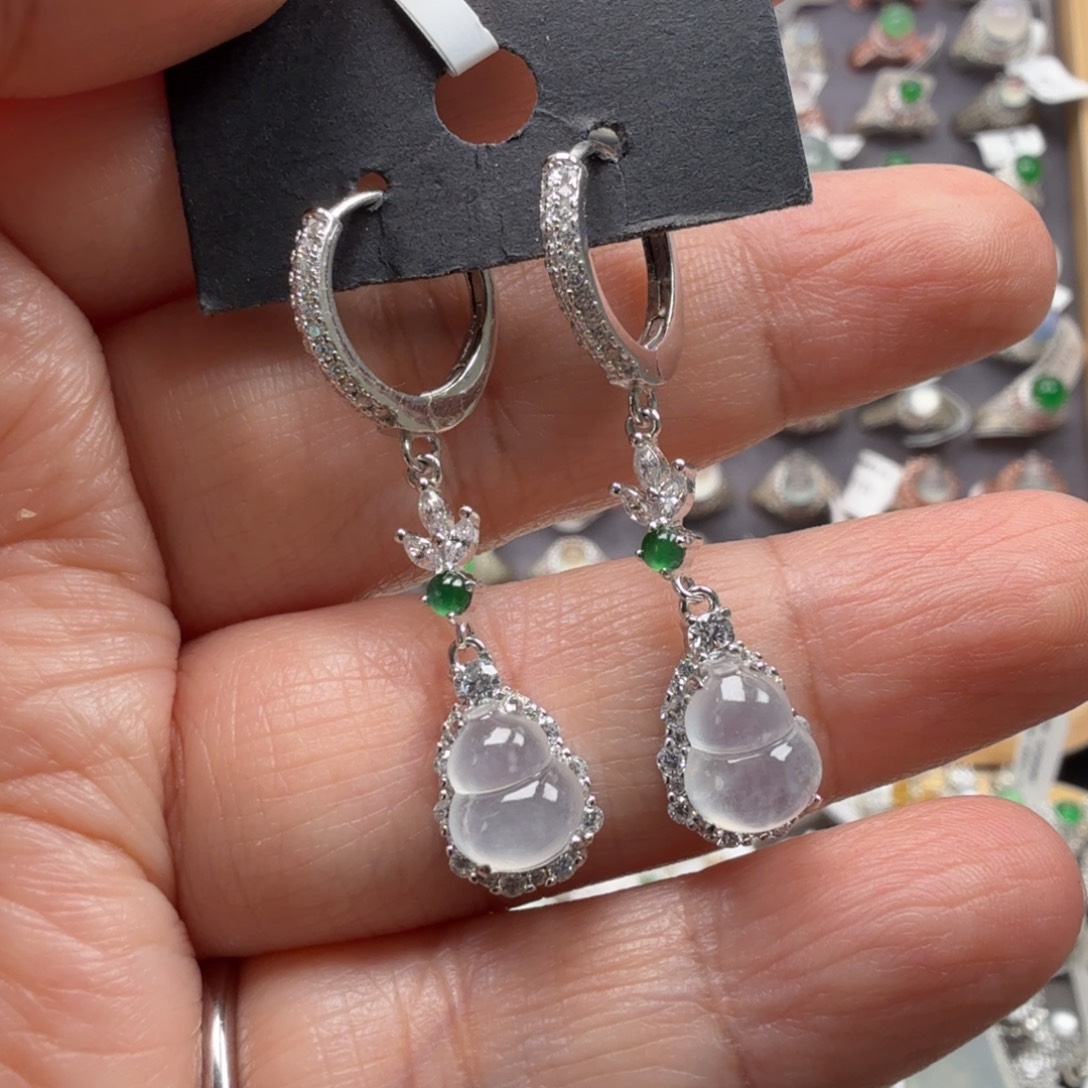 楠***.翡翠银S925镶嵌戒指8080