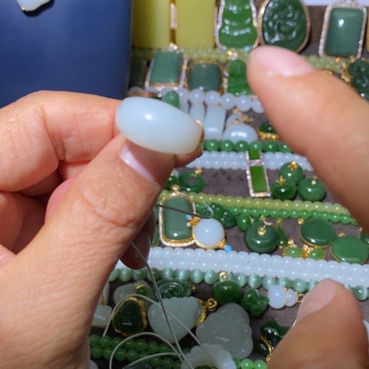 安***静和田玉（白玉）18K金镶嵌颈饰