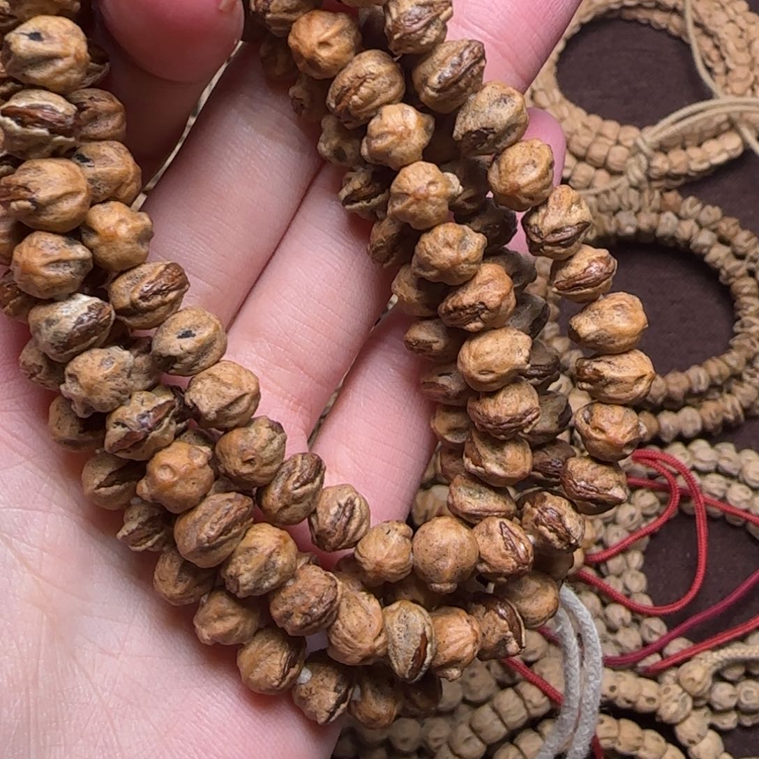 柏香籽/百香籽吊坠辛**达