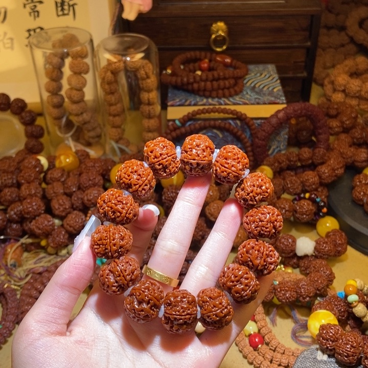 吊坠金刚菩提206玉化素