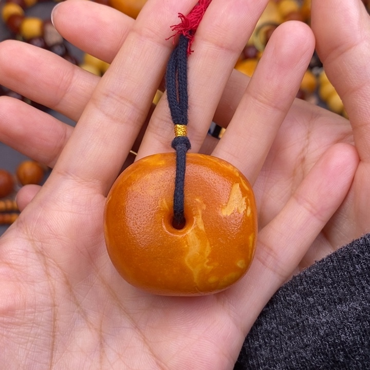 琥珀未镶嵌裸石蜜蜡M