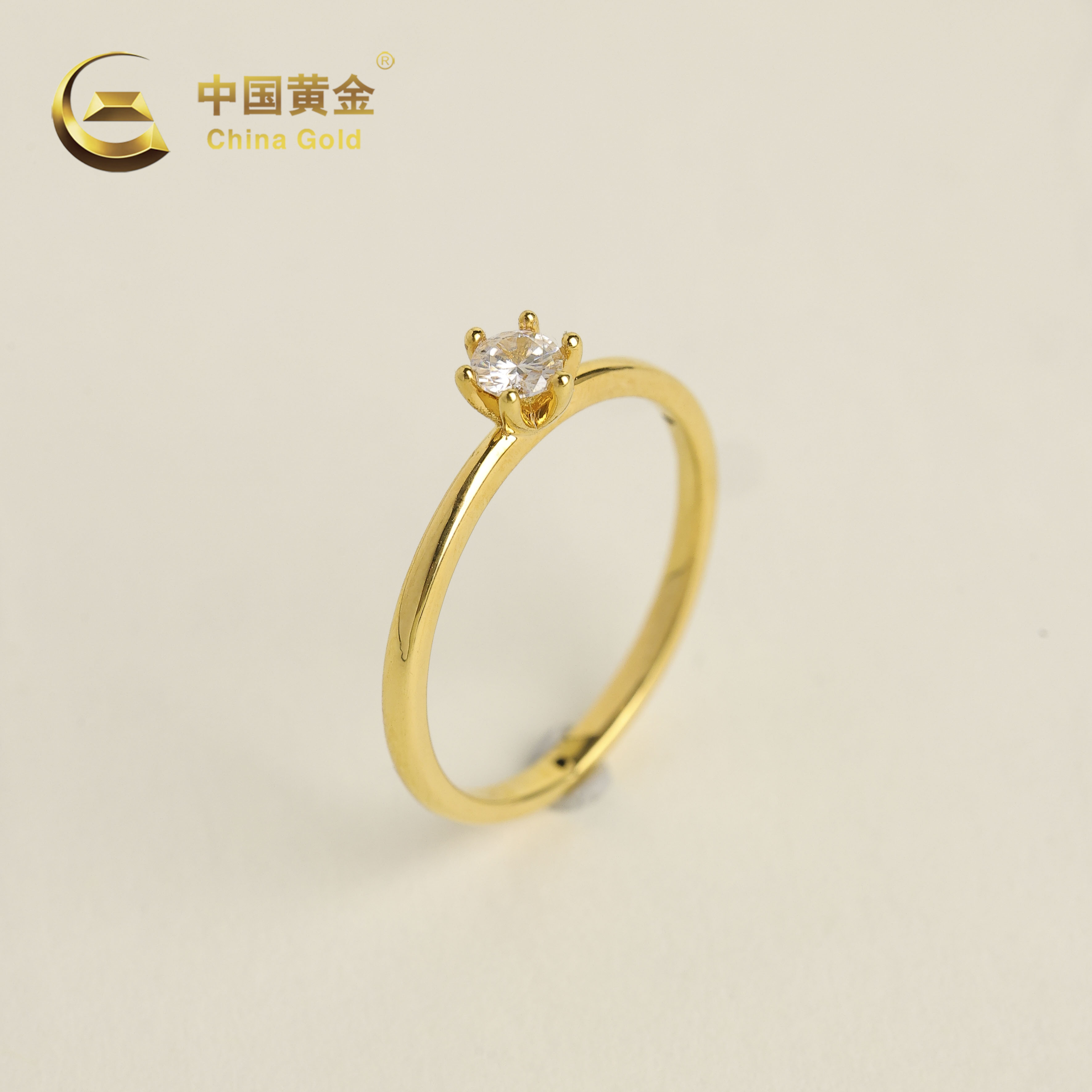 莫桑石 【中国黄金】携福 | 18K金六爪戒指-J1969-Y