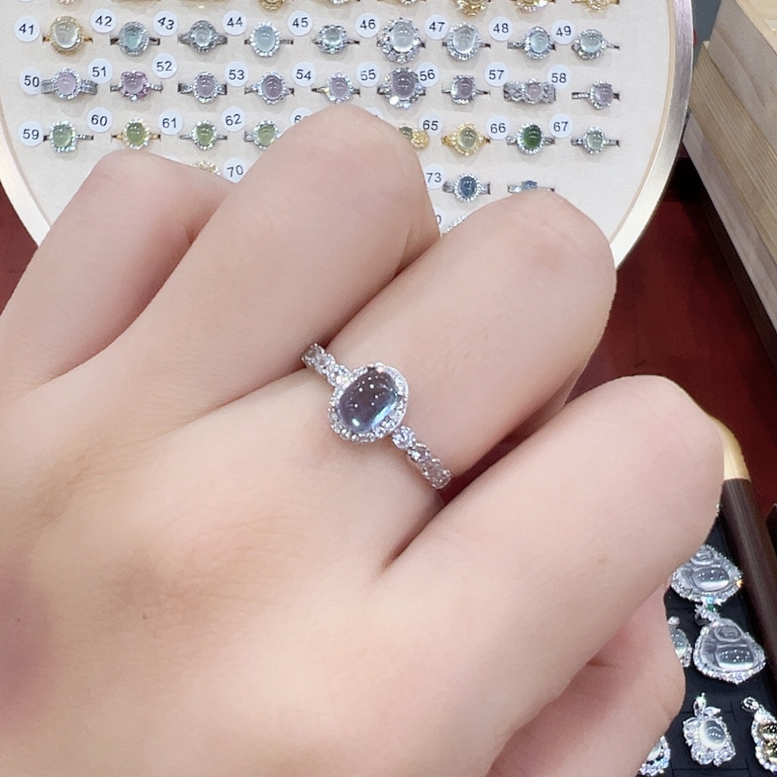 啊***达银S925镶嵌戒指烟晶