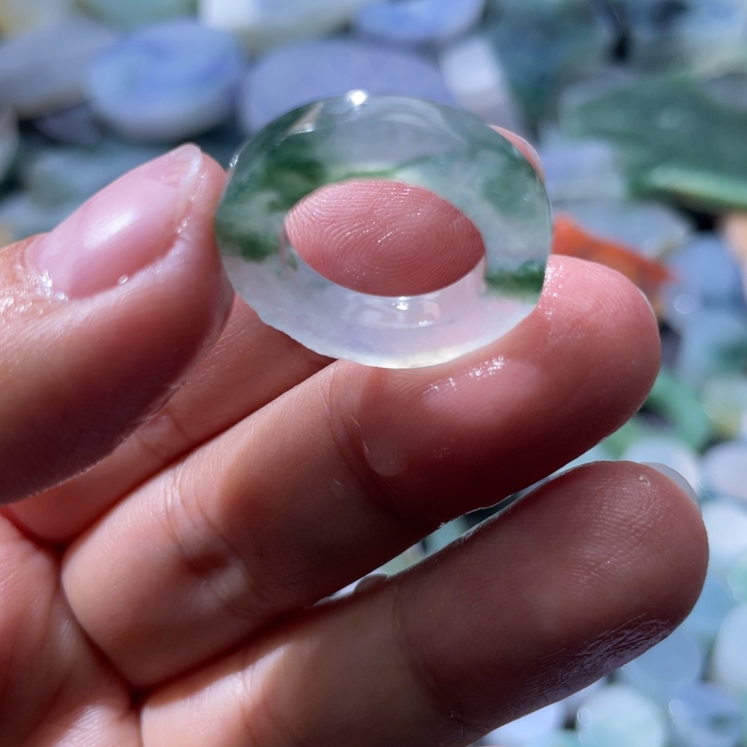 J***g定制翡翠未镶嵌天然翡翠