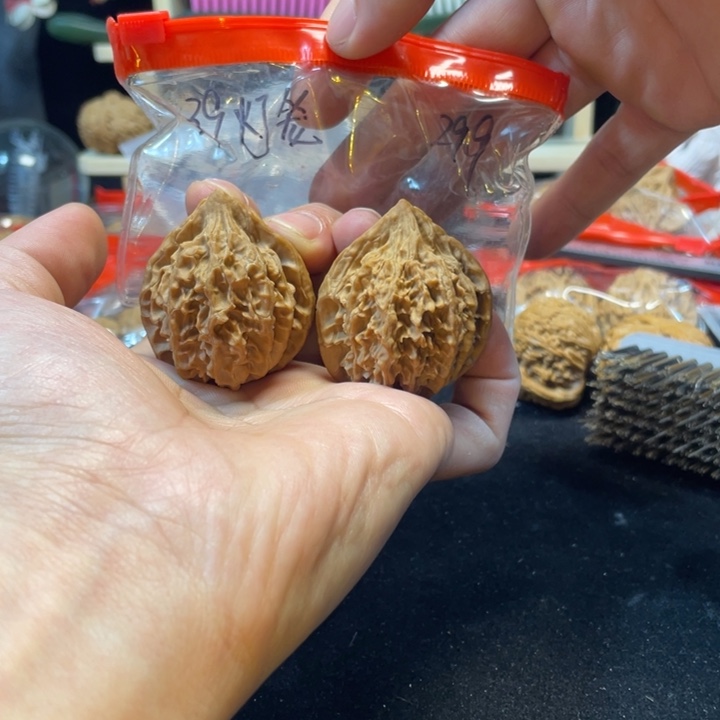 文玩核桃把件39灯笼