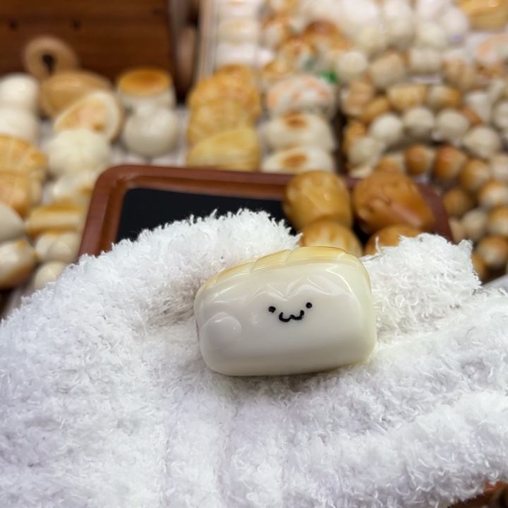 犯***象菩提根/象牙果把件58 象牙果寿司猫手把件立减4米