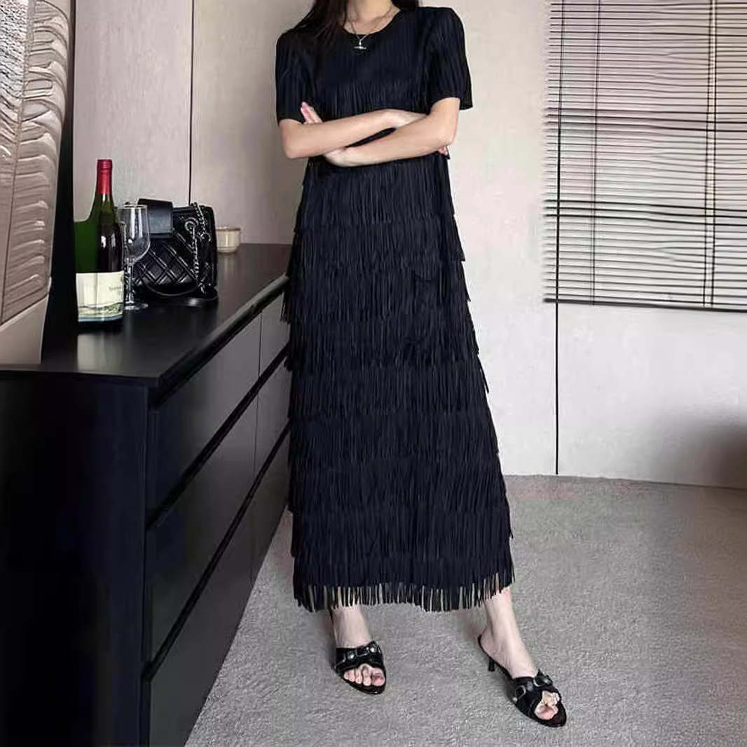 三宅褶皱优雅温柔减龄舒适休闲流苏连衣裙夏新款时尚百搭54844