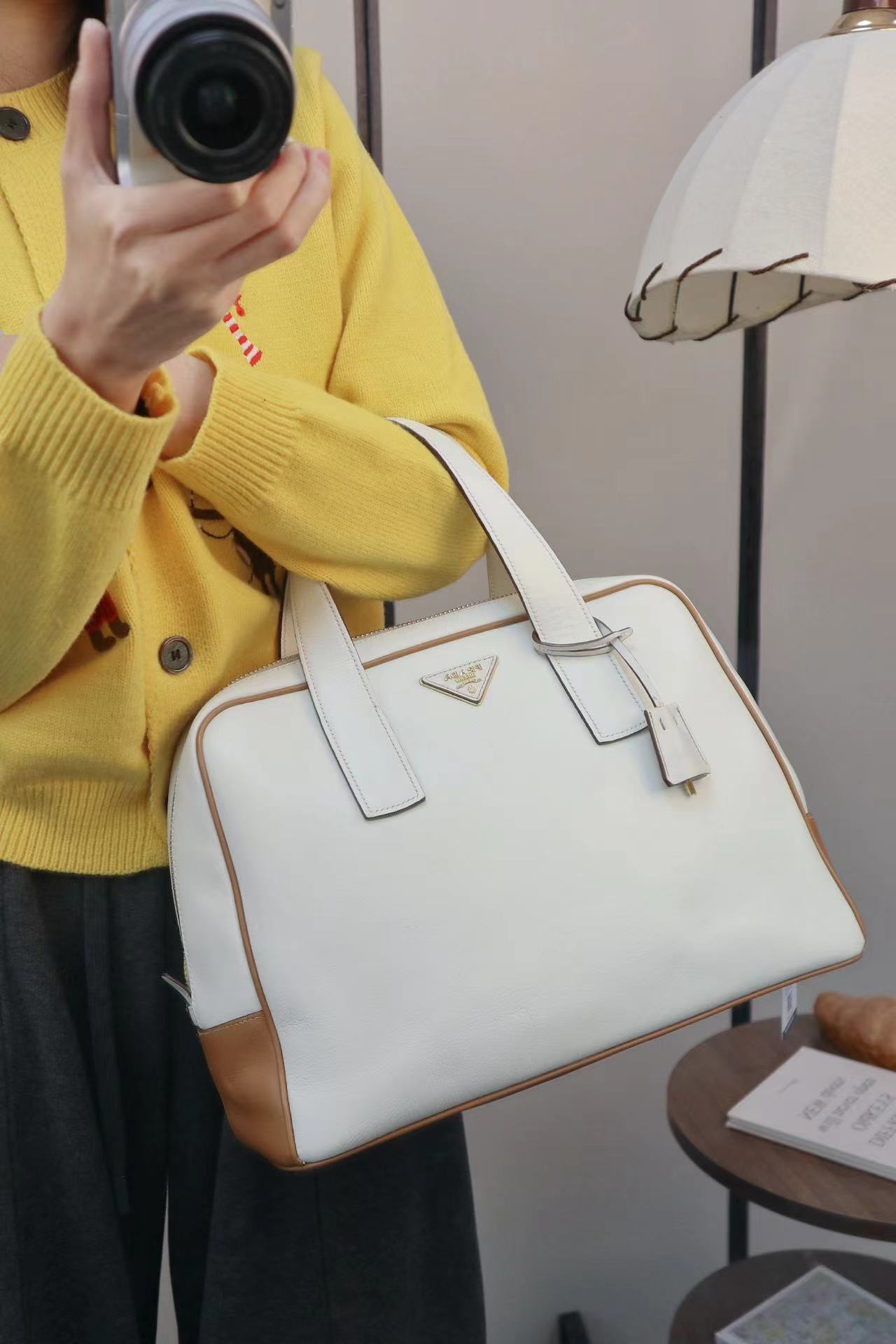 95新 Prada/普拉达 白卡其色拼色杀手包/秋境中古 1187