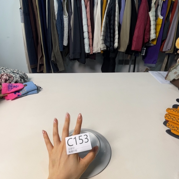 瓷片深灰色。。。。。。。。。。。。。。。。。