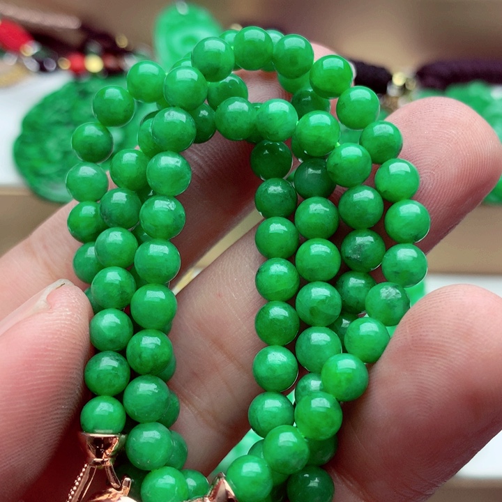 翡翠未镶嵌毛衣链