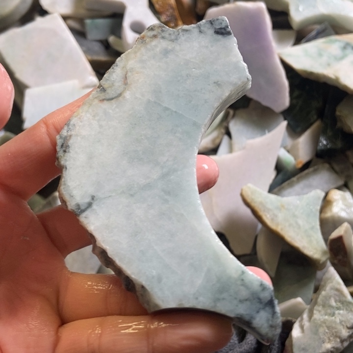 翡翠颈饰未镶嵌天然翡翠