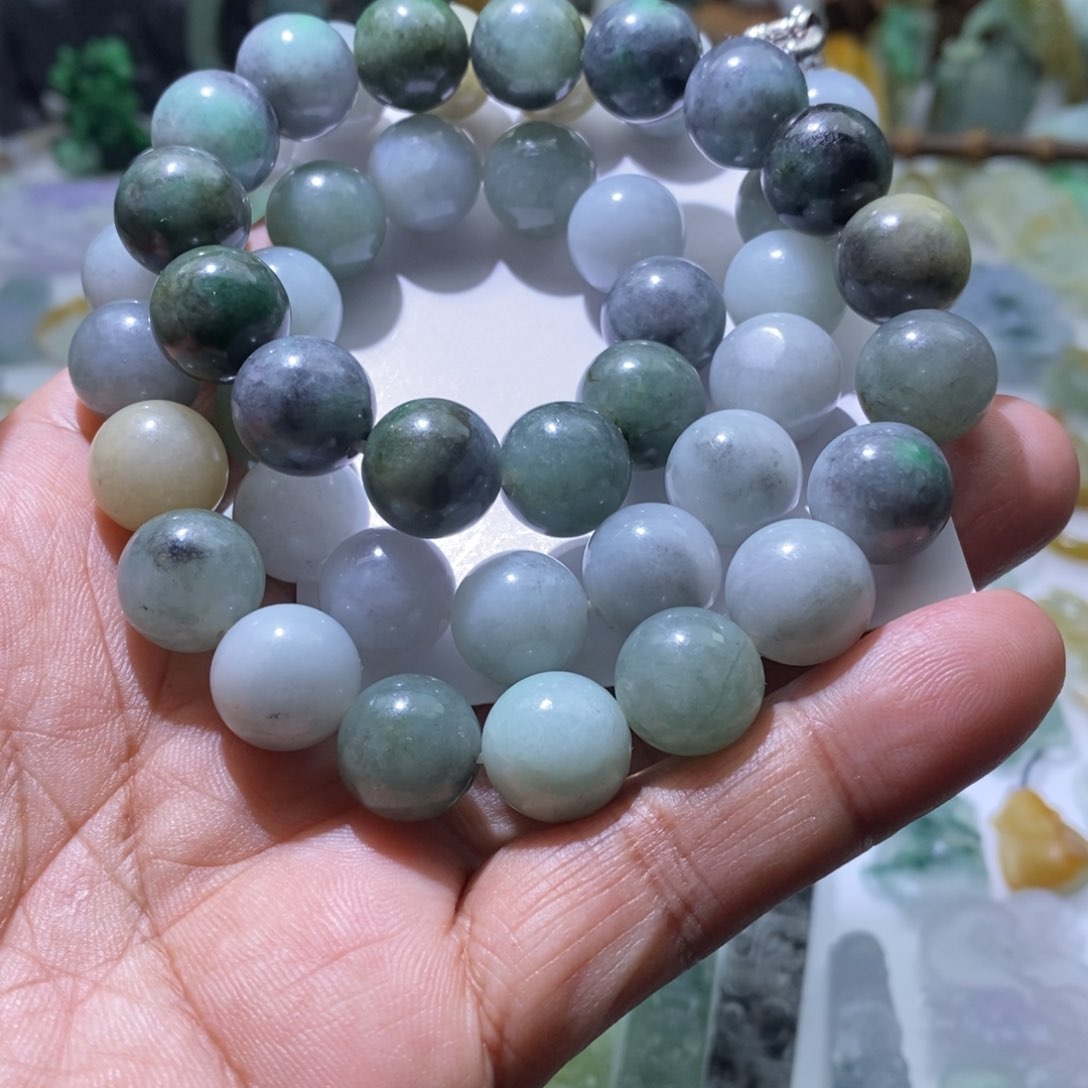 定制翡翠未镶嵌珠串卡13加