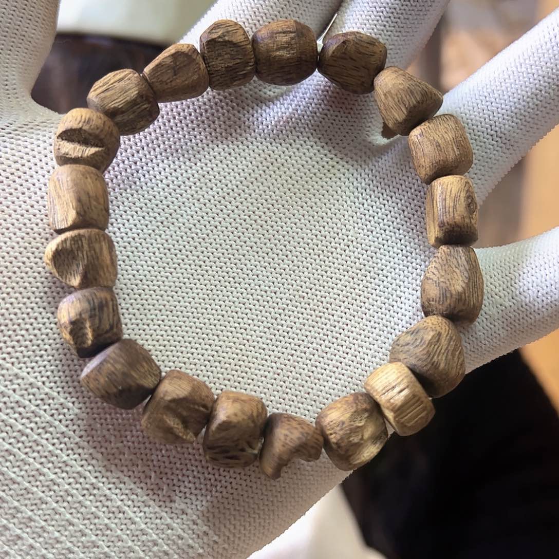 沉香手串香港野料随型单圈发货一条