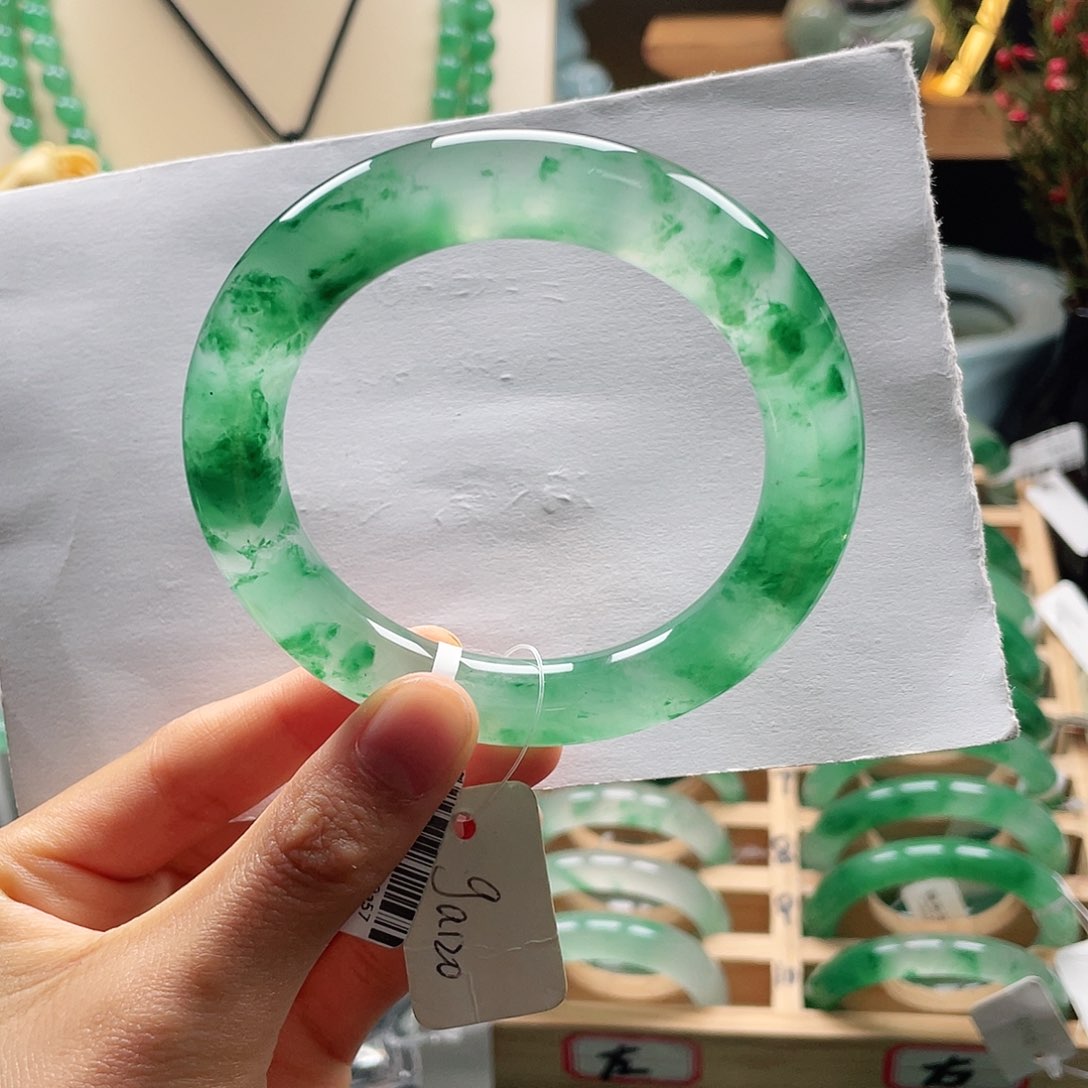 石英质玉手镯57未镶嵌