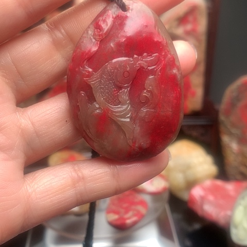 昌化石不***士昌化鸡血石挂件