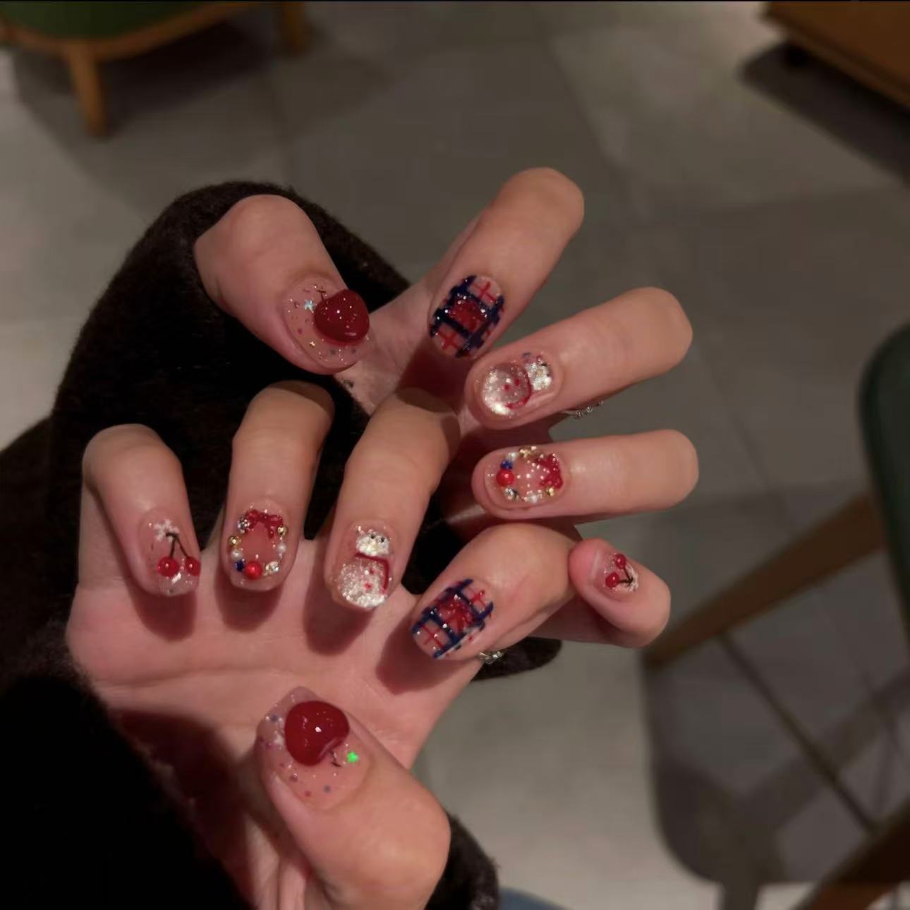 ZHIZHI【雪国恋人】手工穿戴甲气质显白圣诞可爱设计穿戴甲