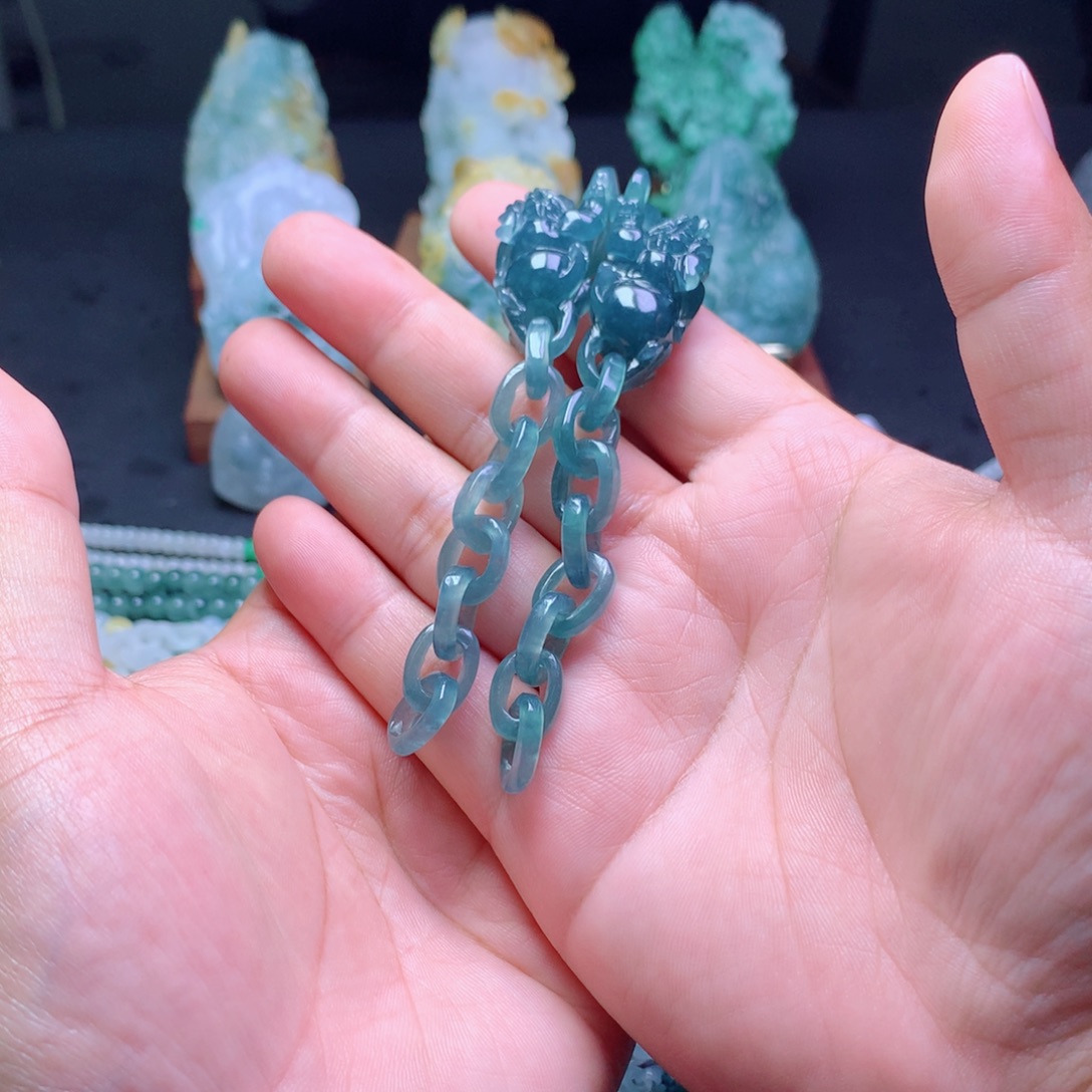 谁***听定制翡翠未镶嵌翡翠