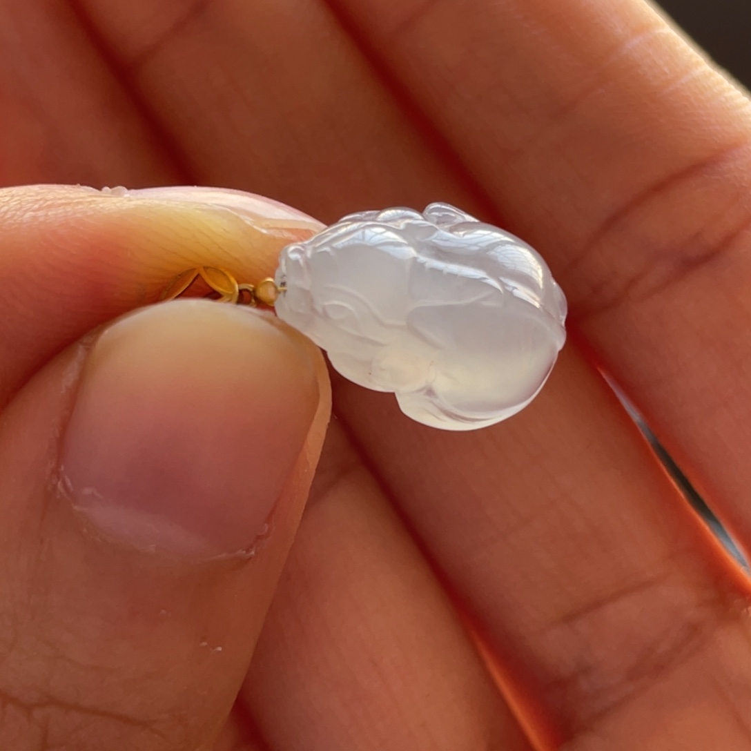 翡翠颈饰18K金镶嵌貔貅