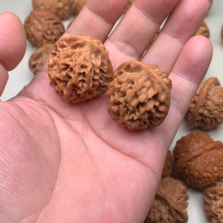 阿***澄文玩核桃吊坠秦闷